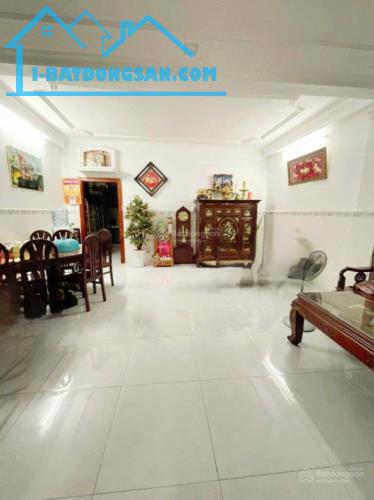 Bán nhà ngay Dương Bá Trạc - P. 2 - Quận 8 - ngang 4 x22 m, 4 tầng nhỉnh 10 tỷ - 2