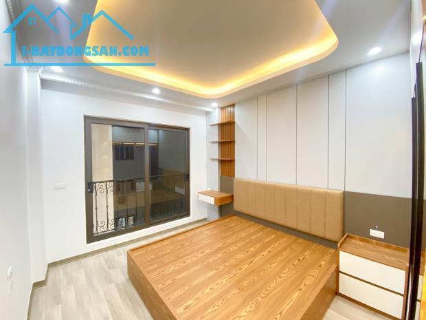SIÊU PHẨM ĐỊNH CÔNG, 6 TẦNG THANG MÁY, MẶT PHỐ 3 BƯỚC CHÂN, 35M2, NHỈNH 8 TỶ. - 2