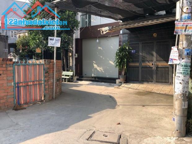 QUẬN 12 ÔTÔ ĐỖ CỬA - HẺM RỘNG SẠCH THOÁNG - 68M2 NHỈNH 3 TỶ - SỔ VUÔNG VỨC - 1
