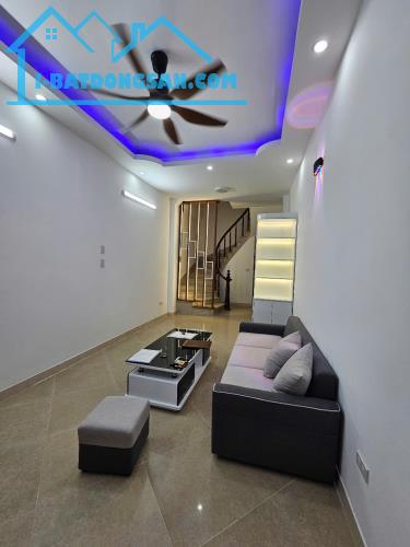 Bán nhà An Dương Vương, Tây Hồ 34m2, 5 tầng, giá 6.38 tỷ