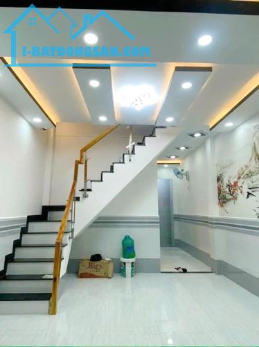 Nhà 4*10m hẻm 1647 Phạm Thế Hiển P4Q8