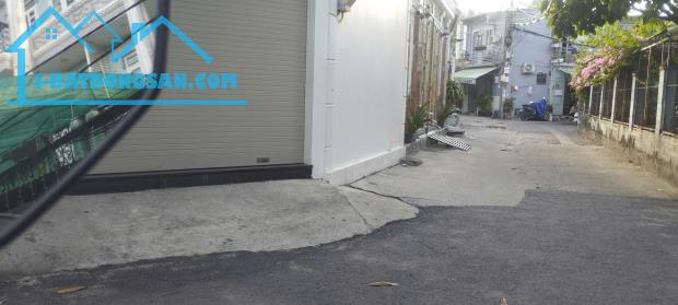 3812 – Bán nhà hẻm tải Tân Chánh Hiệp 34, 67m2 ngang 4.6m, 3PN sổ riêng A4, Chỉ 3.8 tỷ TL - 1