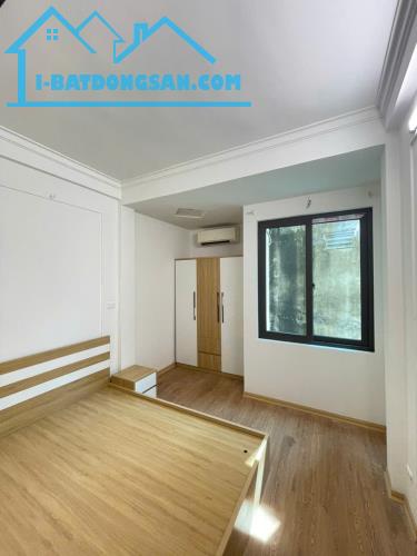Bán nhà ở Mỹ Đình mới đẹp thoáng sáng ô tô đỗ gần dt 35m 5t mt 3,8m giá 4,9 tỷ - 5