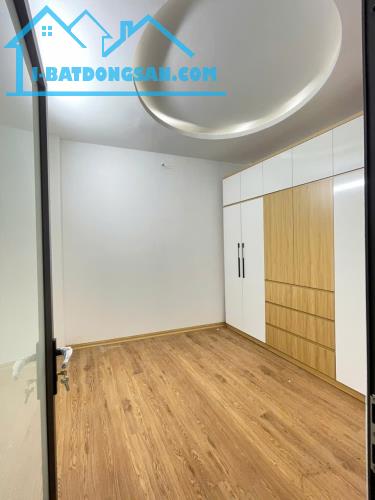 Bán nhà ở Mỹ Đình mới đẹp thoáng sáng ô tô đỗ gần dt 35m 5t mt 3,8m giá 4,9 tỷ - 2