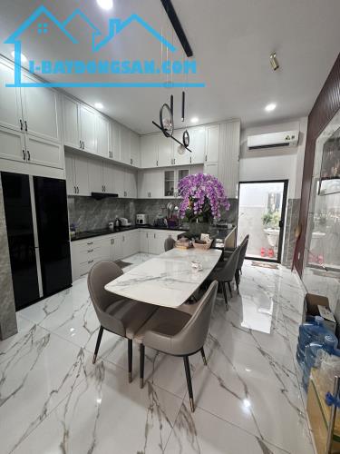 Bán nhà 4tầng đường Hà Huy giáp phường thạnh Lộc quận 12 - 2