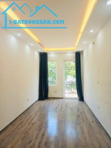 MẶT PHỐ VIP NGHI TÀM VỈA HÈ KINH DOANH 6 TẦNG THANG MÁY GIÁ 21 TỶ - 3