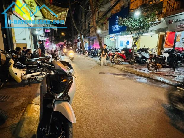 MẶT NGÕ LA THÀNH - 30M RA PHỐ - LÔ GÓC, VỈA HÈ ÔTÔ TRÁNH KINH DOANH - GIÁ 15 TỶ