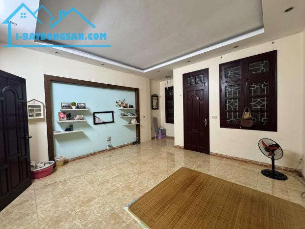 MẶT NGÕ KIM NGƯU - PHÂN LÔ ÔTÔ TRÁNH, ĐỖ NGÀY ĐÊM - GIÁ 13 TỶ - 3