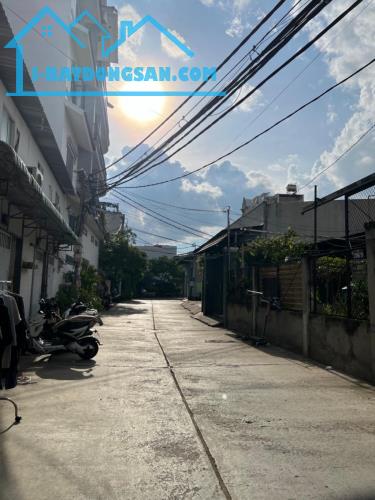 NGAY LÊ VĂN QUỚI - NHÀ ĐẸP SÁT CHỢ 5X22 - DỌN VÀO Ở NGAY - CHỈ HƠN 5.XX - 1