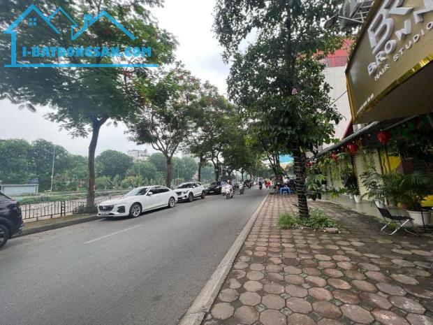 NGUYỄN KHANG Ô TÔ, THANG MÁY, LÔ GÓC 3 MẶT THOÁNG, MẶT NGÕ KINH DOANH, NHỈNH 17 TỶ.