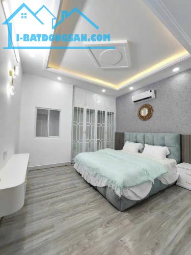 Đi nước ngoài định cư bán gấp nhà ở đường Bắc Hải, phường 15, quận 10, giá 3 tỷ 050 triệu - 3