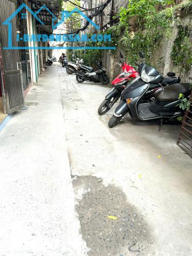 Bán nhà lô góc Minh Khai - Hai Bà Trưng, 5 tầng, 4 ngủ, giá 6.8 tỷ ngõ nông rộng