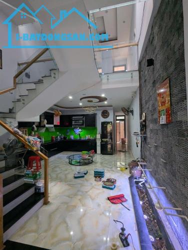 Bán Nhà 3 tầng MT Nhơn Hoà 9, Cẩm Lệ, nhà đẹp, MT kinh doanh, giá 4,49 tỷ