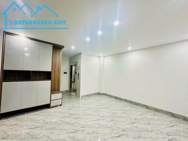 💥Bán Gấp Nhà Vip Tôn Dức Thắng, 7 Tầng Thang Máy, 1 Nhà Ra Phố, Ở - Kinh Doanh Đỉnh - 2