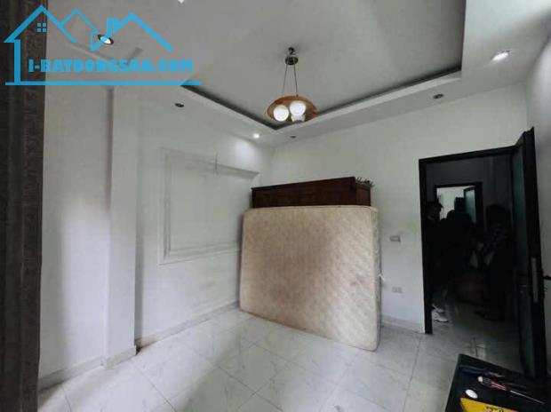 Bán nhà Lê Văn Hiến dân xây chắc chắn 55m, lô góc, ô tô, kinh doanh bất chấp, giá 12 tỷ - 1