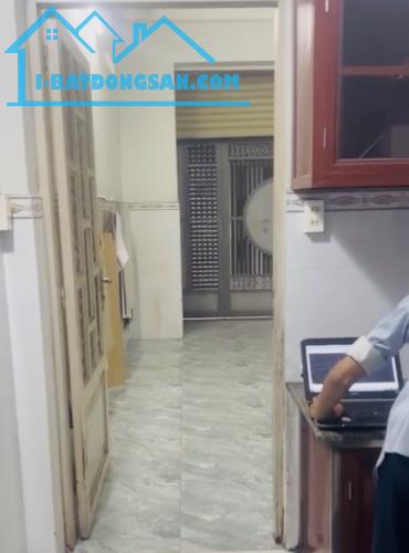 (476) 🏠 BÁN GẤP 2 CĂN NHÀ LIỀN KỀ – HẺM XE HƠI TRÁNH – CÁCH MẶT TIỀN CHỈ 25M 📍 Vị trí: B - 2