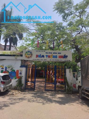 Bán đất tặng nhà Ngô Gia Tự, Long Biên,  ngõ thông, 2 thoáng, ngõ ô tô, 75m2, mặt tiền 5m - 2