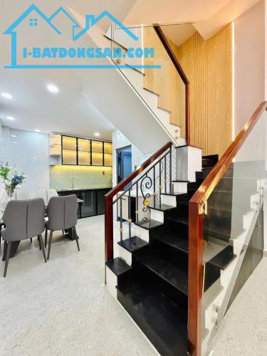 Hàng Ngộp Gò Vấp, 76m2 Giá 2tỷ788 Hẻm oto Bùi Quang Là, Gần Công viên Làng Hoa, Sổ riêng