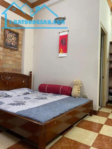 BÁN NHÀ :TÂY SƠN -ĐỐNG ĐA. +DT: 79M2 X 4T X 4.2M.   + - 2