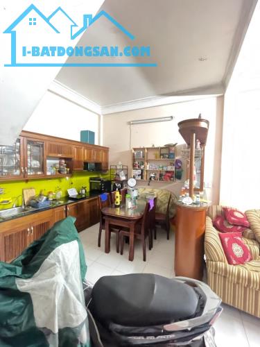 Bán nhà Nguyễn Lương Bằng  nhà đẹp dân xây 2  thoáng  tiện ích đầy đủ 37m giá 7.9 tỷ ( có - 1