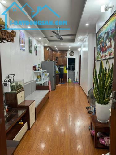 CC Kim Văn  Kim Lũ, DT: 65m2, nhà đang ở sau 2 tuần không bán được sửa và tăng giá - 1