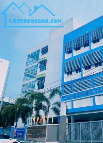 •Nhà chính chủ Q.3 - 66m2 - 2 tầng - Giá chỉ 90tr/m2 - 2