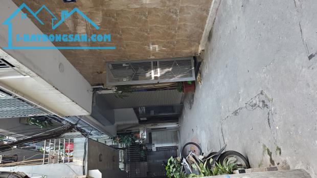 VIP NHẤT PHỐ THÁI HÀ (ĐỐNG ĐA) - NGAY CHÂN CẦU VƯỢT NGÃ TƯ SỞ 🏡  NHÀ ĐẸP - LÔ GÓC 3 MẶT - 4