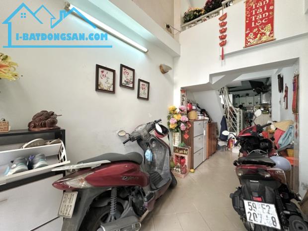 🏡 BÁN NHÀ 4 TẦNG – HUỲNH VĂN BÁNH, P11, PHÚ NHUẬN – 6PN – 5.4 TỶ - 2