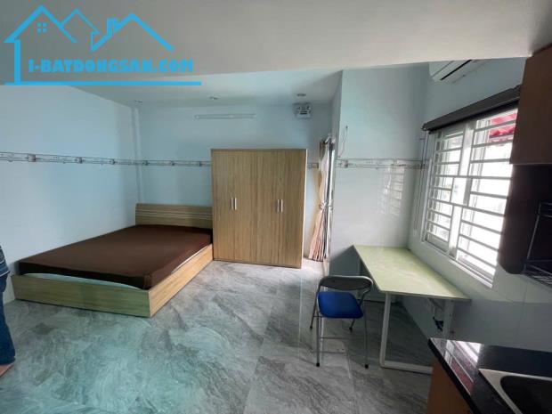 Nh.à 4 Tầng – Gần Nguyễn Văn Linh -Quận 7 –HXH- Dòng tiền tốt – Giá 3 Tỷ Nhỉnh