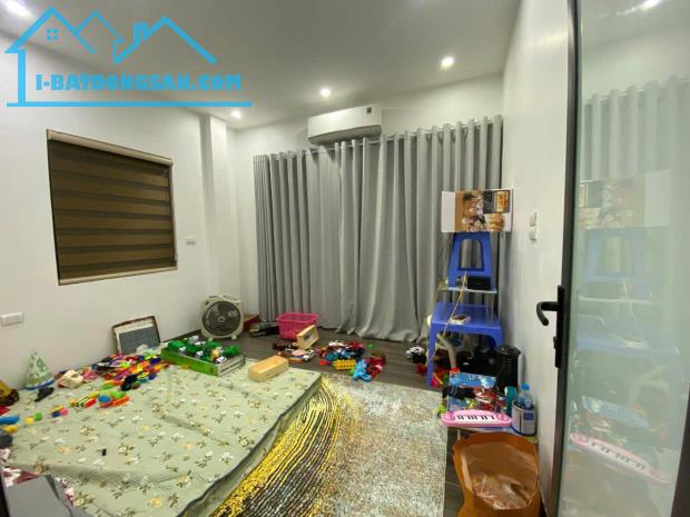 GỌI NGAY ĐỂ SỞ HỮU NHÀ ĐẸP BẠCH MAI,HAI BÀ TRƯNG 40M2 5 TẦNG MẶT TIỀN KHỦNG 7.4M GIÁ CHỈ 9 - 1