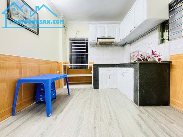 Bán nhà căn góc Hàm Tử Quan - Hoàn Kiếm, Ô tô tránh 30m2 3Tỷ Cực Hiếm - 2
