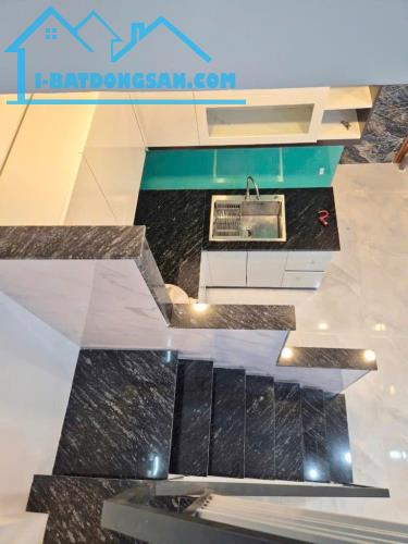 GIẢM GIÁ SỐC! Nhà Mới 100% Tân Bình – Hẻm Ô Tô – Chỉ 2 TỶ 990! Chủ cần tiền bán gấp - 1