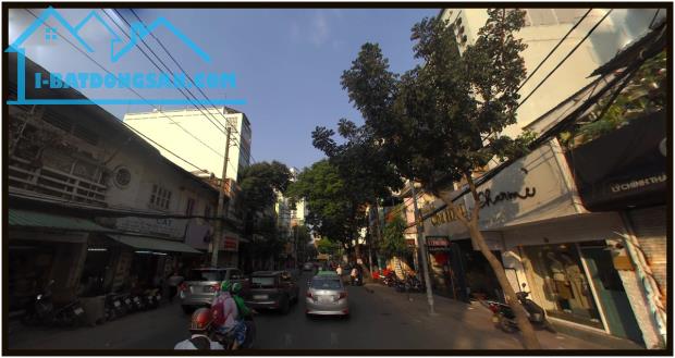 Top nhà vị trí đẹp rẻ 7.4 x 15m nở hậu Lý Chính Thắng Q3 TP.HCM - 2