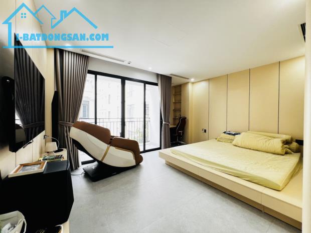 Bán nhà Bằng Liệt - Linh Đàm,bề thế đẳng cấp, thang máy + gara, 52m2, mt 6.2m, kinh doanh - 2
