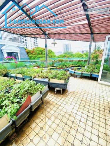 Bán biệt thự khu đô thị Dịch Vọng Cầu Giấy, 268m2, mặt tiền 15m, rất gần công viên, 72 tỷ - 1