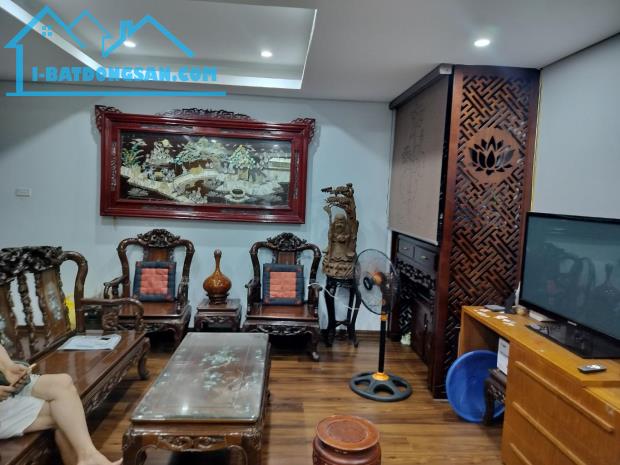 Bán căn cc tòa 25 Tân Mai, tòa mới, nhà đẹp, 100m, 3 ngủ, sdcc, 6.2 tỷ - 1