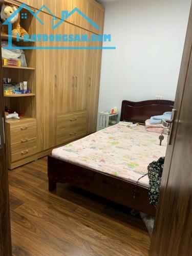 Bán căn cc tòa 25 Tân Mai, tòa mới, nhà đẹp, 100m, 3 ngủ, sdcc, 6.2 tỷ - 4