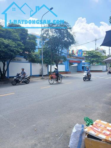 Bán Gấp Nhà mặt tiền Hoa Bằng Tân Sơn Nhì Tân Phú 76m2-2 Tầng 12 tỷ