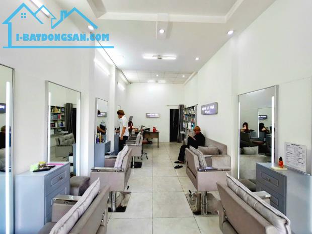 Ngộp Mặt Tiền Kênh Tân Hóa - 46m2 - 2 tầng ở liền Giáp Quận 11 - 2