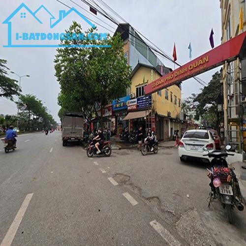 Bán đất tặng nhà Đình Quán - Bắc Từ Liêm 70m2 chỉ nhỉnh 9 tỷ