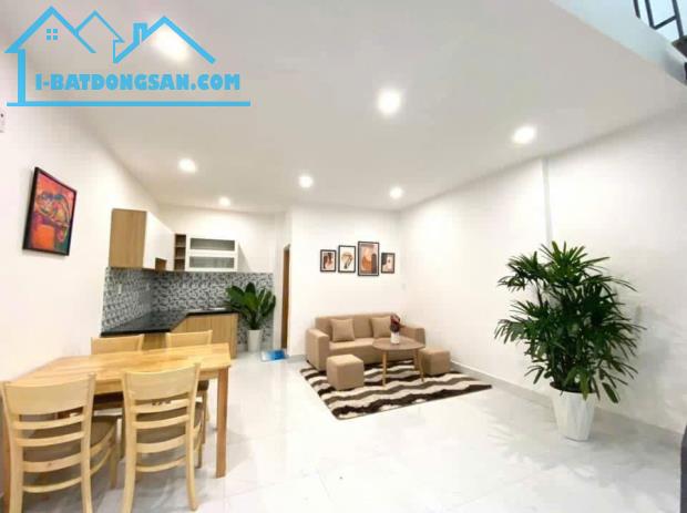 ♪ 2.25 tỷ Nhà Kiệt Nguyễn Hoàng, gần Nguyễn Văn Linh, 32.5m2 2 tầng sạch đẹp, ở ngay