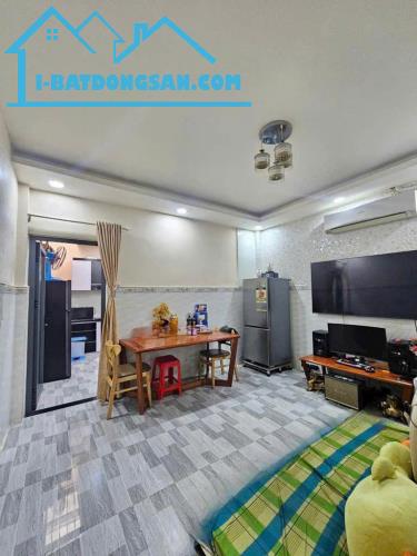 Nhà Cấp 4 - Hẻm xe hơi -Trung Mỹ Tây – Q12 - Ngay Chợ  - 4.25x19m  - Giá 3.999 Tỷ - 2