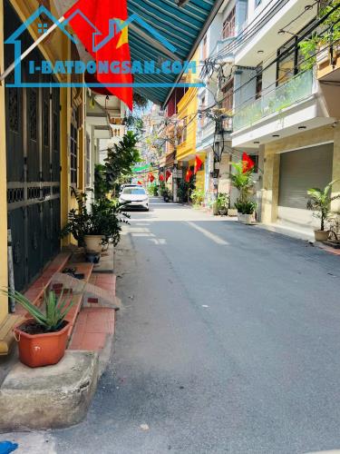 Phân lô Xa La Phúc La, 45/50m 5 tầng gara ô tô, Ở sướng. Giá 11tỷ 900tr - 2