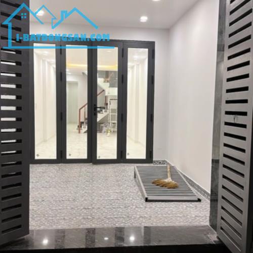 Nhà mới hẻm xe tải quay đầu, Sổ vuông, 52m2, P.14 Gò Vấp, 4 Tỉ hơn