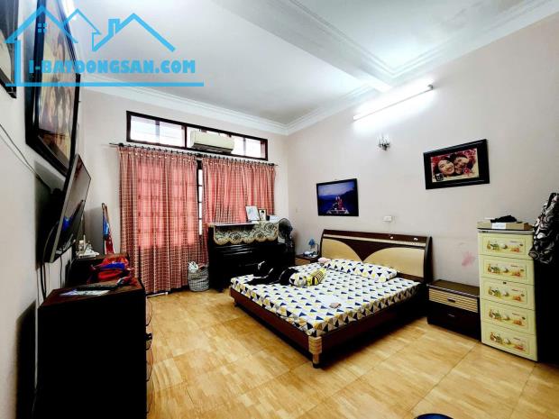 NHÀ PHÁO ĐÀI LÁNG  72m - 5 TẦNG - MT 3.4m - OTO 21 TỶ - 2