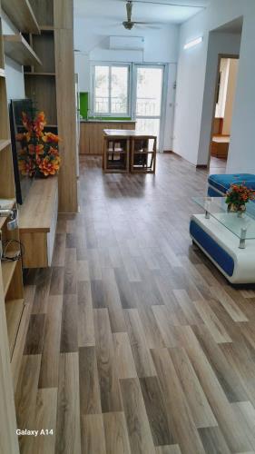 Chính chủ cần bán căn 232 HH03A KĐT Thanh Hà 2 ngủ 72m full đồ - 3