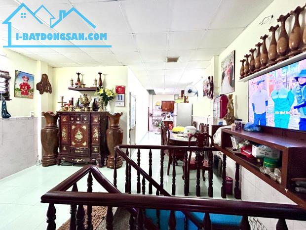 BÁN NHÀ HXH Đồng Đen, Tân Bình 2 tầng 60m2 (5x12). Nhà đẹp ở ngay. Giá chỉ 7,5 tỷ. - 2