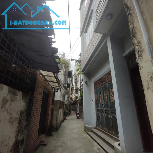 NHÀ BỒ ĐỀ, 4 TẦNG DÂN XÂY,NGÕ THÔNG, RỘNG, GẦN HỒ BỒ ĐỀ, ĐỂ XE Ô TÔ GẦN NHÀ, CHỈ HƠN 5 TỶ - 1