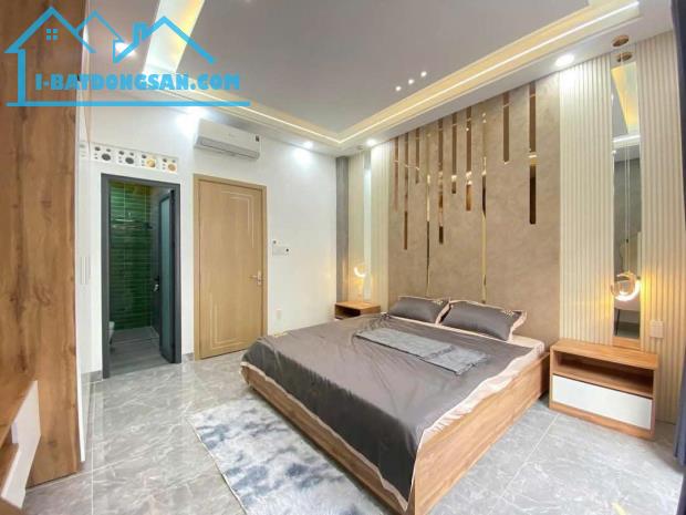 GẤP BÁN NHÀ MỚI 4X17, DTSD: gần 212m2  tại TX33, P.Thạnh Xuân, Quận 12, TP.HCM, 6 - 3