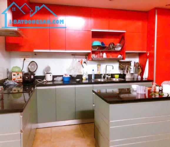 BÁN NHÀ HẺM Ô TÔ CÁCH MẠNG THÁNG TÁM - QUẬN 3 - DIỆN TÍCH 5.5 x 18.6 m, 6 TẦNG, GIÁ 25 TỶ